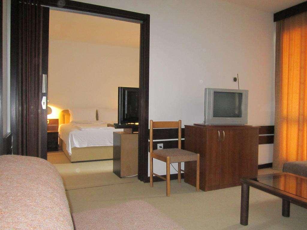 Hotel Pela Ohrid Quarto foto